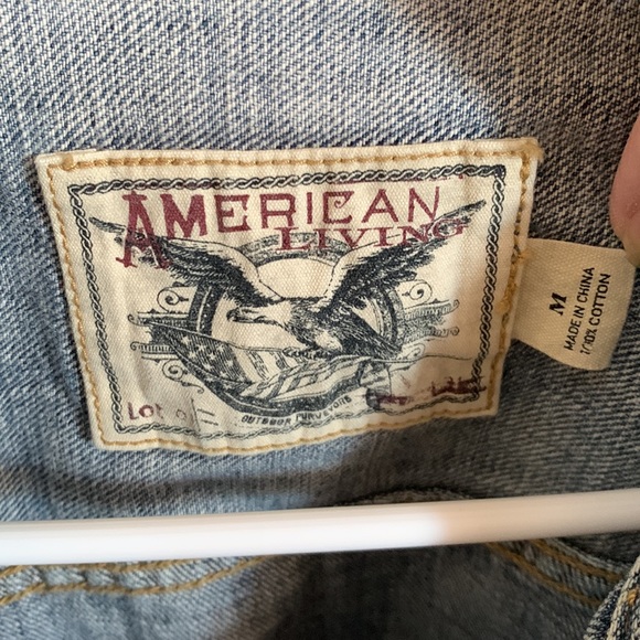 🥳 *CLEARANCE * American Eagle Denim Jean Jacket - Picture 6 of 10